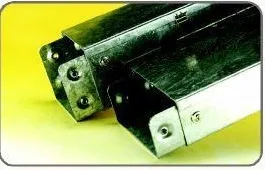 K.T #18 2"X2"鐵槽 (2.44米)連蓋及槽駁